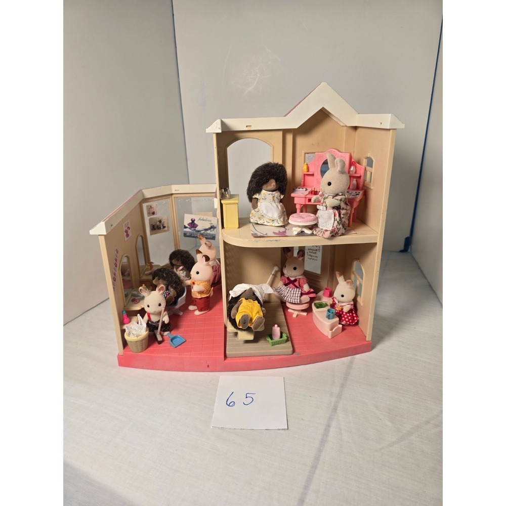 Calico Critters Chique Vintage Hair Salon Staffed Bunnies Hedgehogs Sylvanian